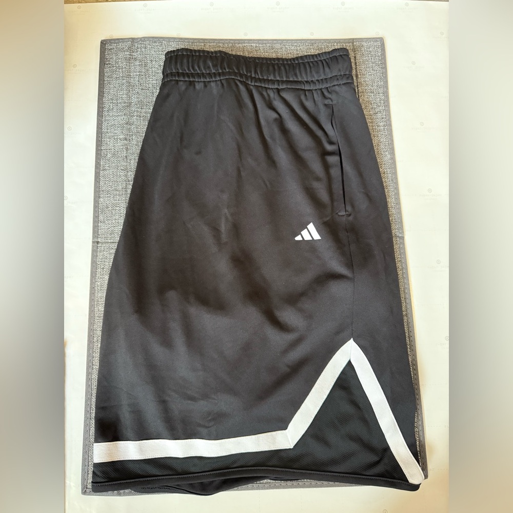 Adidas Black Basketball Shorts - 3XL - Black / White - Great Condition